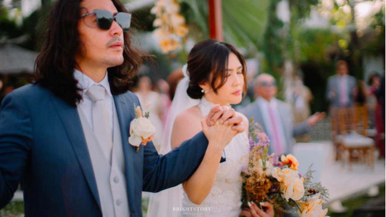 Potret pernikahan Ello dan Cindy Maria