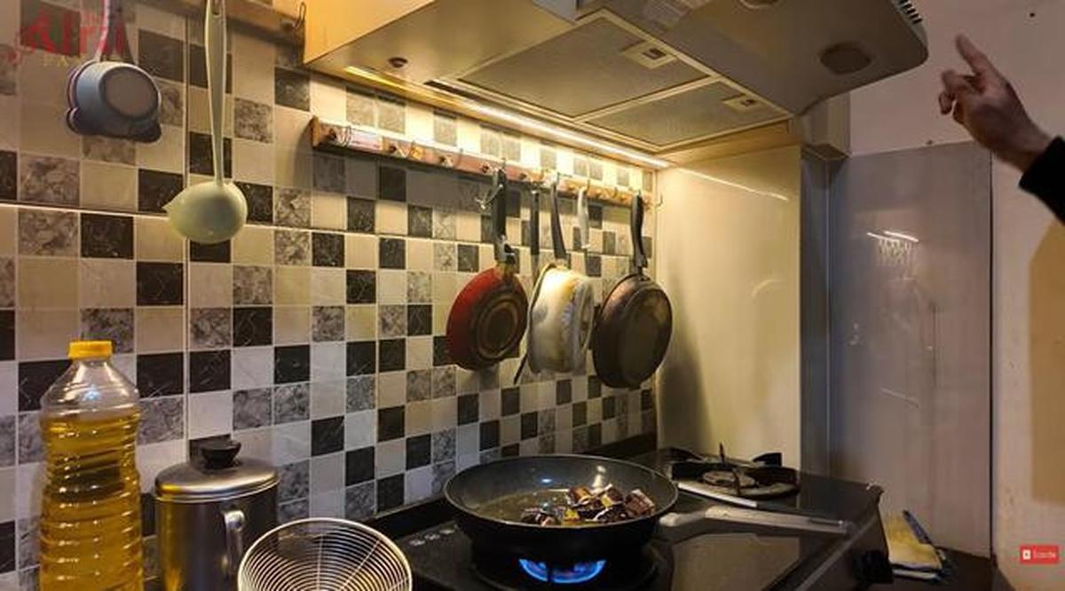 6 Potret Dapur Rumah Sederhana Lady Rara dan Aladull, Fungsional dengan Detail Menarik