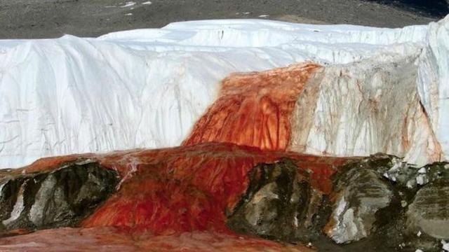 Fakta Terbaru Air Terjun Darah