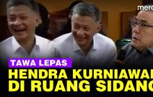 VIDEO: Hendra Kurniawan Tertawa Lepas Depan Hakim saat Dengar Pendapat Ahli di Sidang