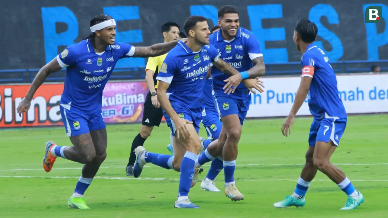 Persib Bandung vs PSIM Yogyakarta