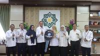 Sebagai bentuk komitmen terhadap Tanggung Jawab Sosial dan Lingkungan (CSR-ESG), PT Jasaraharja Putera melaksanakan kegiatan CSR - ESG di Universitas Islam Negeri Sultan Syarif Kasim (UIN Suska) Riau (Istimewa)