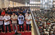 FOTO: Ribuan Jemaah Padati Salat Jumat Pertama Ramadan 1446 Hijriah di Masjid Istiqlal