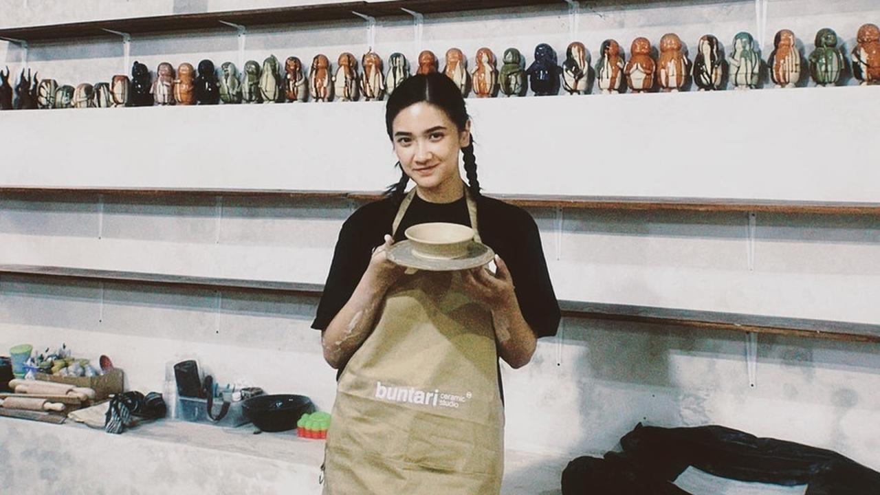 Perannya Menarik Perhatian Netizen
