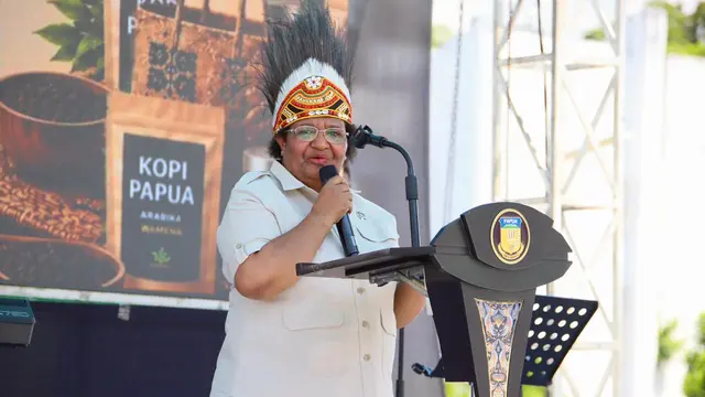 Wamendagri Ribka Buka Pasar Murah dan Pameran UMKM di Papua