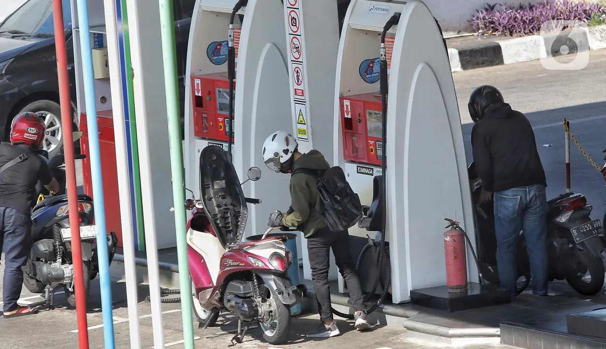 PT Pertamina (Persero) membentuk Satuan Tugas (Satgas) Natal dan Tahun Baru (Nataru) 2024 untuk menjamin ketersediaan energi bagi masyarakat di seluruh Indonesia selama libur Nataru. (Liputan6.com/Angga Yuniar)