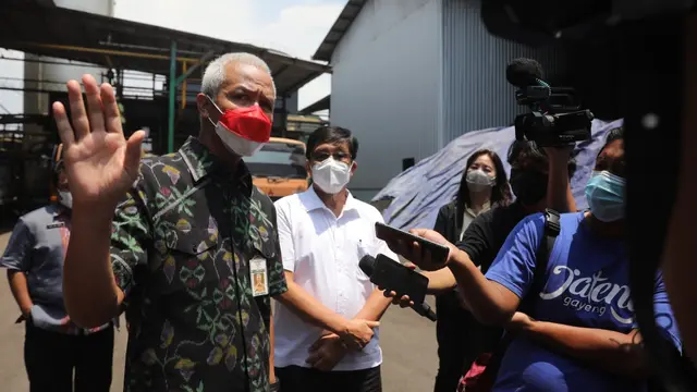 Foto Gubernur Jawa Tenga Ganjar Pranowo