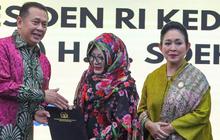 FOTO: Momen Putri Soeharto Minta Maaf Jika Sang Ayah Ada Salah Saat Jadi Presiden 32 Tahun