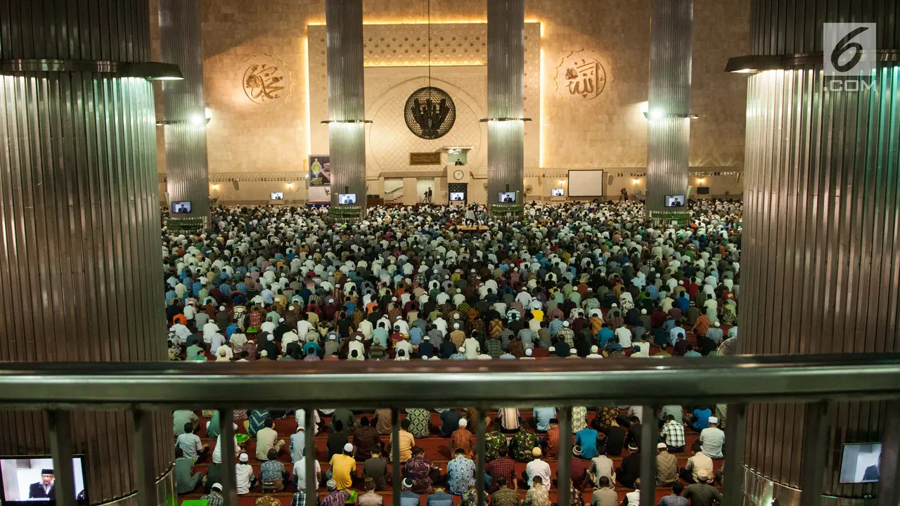 20170602-Salat Jumat Pertama Bulan Ramadan di  Istiqlal-Gempur