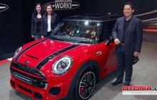 Model terkuat MINI goda pengunjung GIIAS