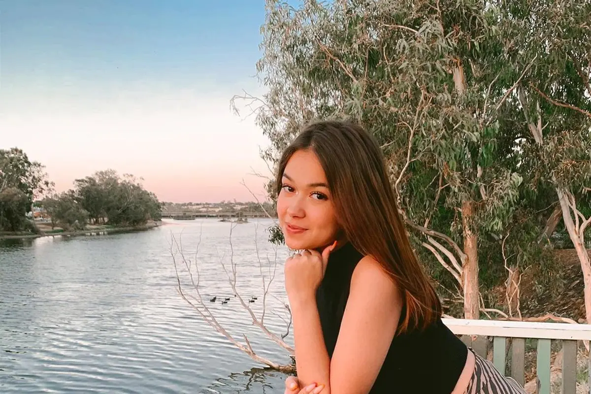 7 Pesona Rebecca Klopper, Pemeran Sasya di Mermaid In Love