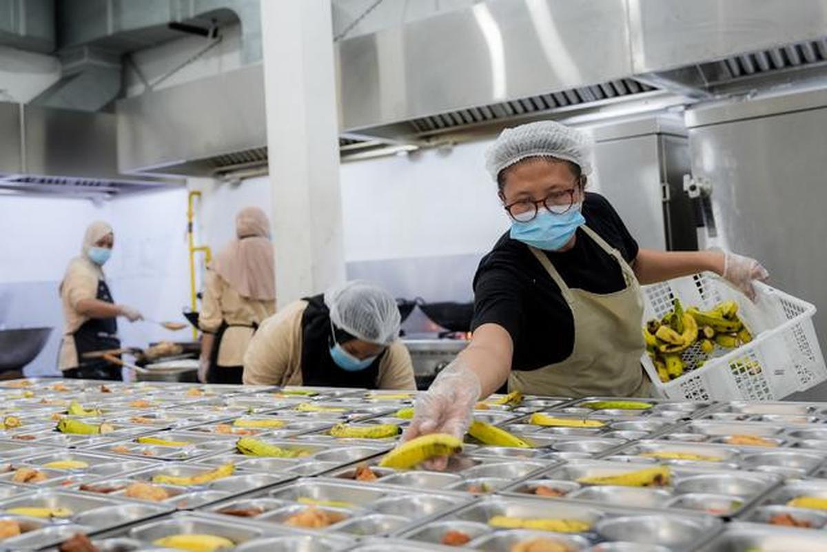 Cegah Keracunan, BGN Wajibkan Dapur SPPG Masak MBG Pakai Air Galon
