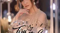Bingung Makeup Lebaran? Coba Gaya Bold Bunga Citra Lestari Ini
