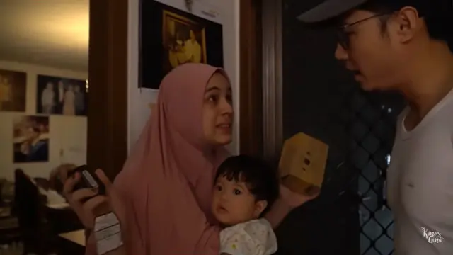 Nycta Gina mendapatkan hadiah mobil
