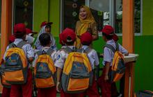 BRI Salurkan Beasiswa bagi Pelajar, Dorong Peningkatan Kualitas SDM Indonesia