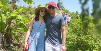 Siapa tak senang melihat wajah cantik Chelsea Islan? Perempuan yang selalu tampil modis dan membuat para lelaki terpikat. Salah satunya adalah Daffa Wardhana, kekasih Chelsea yang kepincut paras cantiknya. (Instagram/chelseaislan)