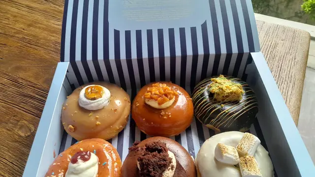 Donat Dough Darlings: