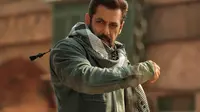 Salman Khan dalam film Tiger 3. (Yash Raj Films via IMDb)