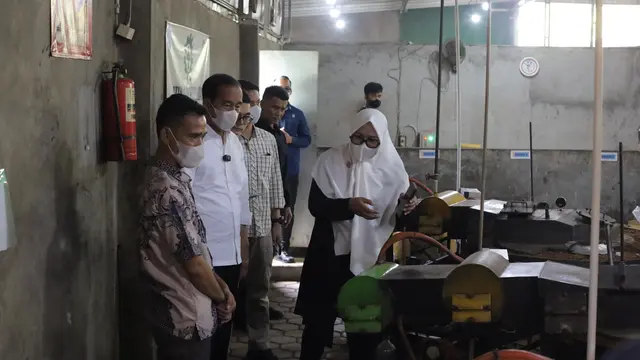 Presiden Ke-7 Republik Indonesia, Joko Widodo atau Jokowi.