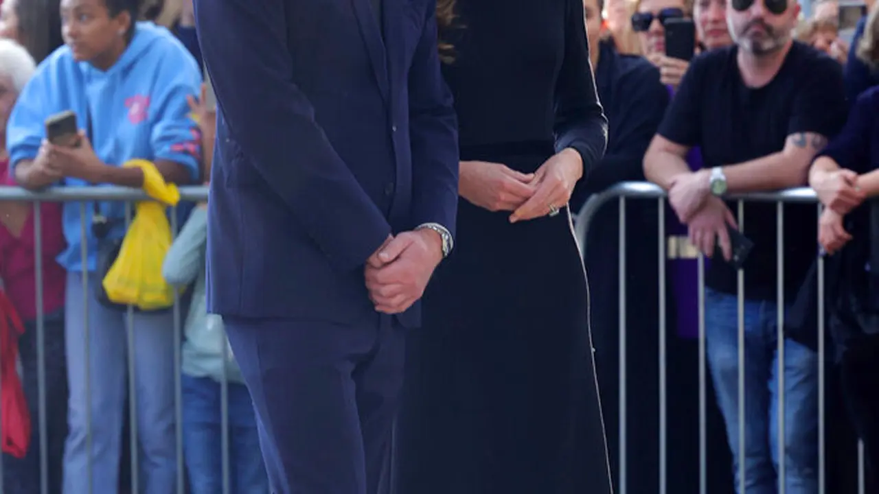 Penampilan Perdana Pangeran William - Kate Middleton dan Pangeran Harry - Meghan Markle Jelang Pemakaman Ratu Elizabeth II