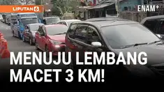 Libur panjang akhir pekan membuat arus kendaraan menuju kawasan wisata Lembang, Kabupaten Bandung Barat, padat total pada Sabtu pagi.