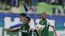 9. Aksi Irfan Jaya pada laga lanjutan Piala Presiden 2019 yang berlangsung di Stadion Jalak Harupat, Kab Bandung, Kamis (7/3). Persib Bandung kalah 2-3 kontra Persebaya Surabaya. (Bola.com/M.Iqbal Ichsan)
