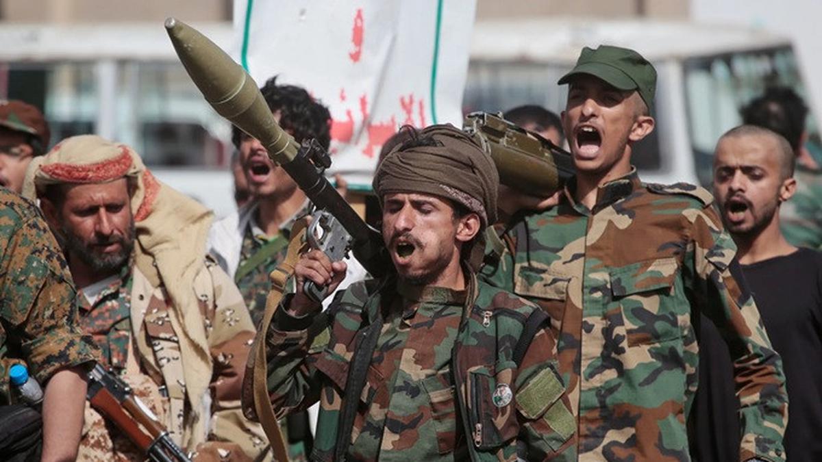 Houthi Rebut Mayun, Jalur Ekspor Minyak Arab Saudi Kian Tercekik
