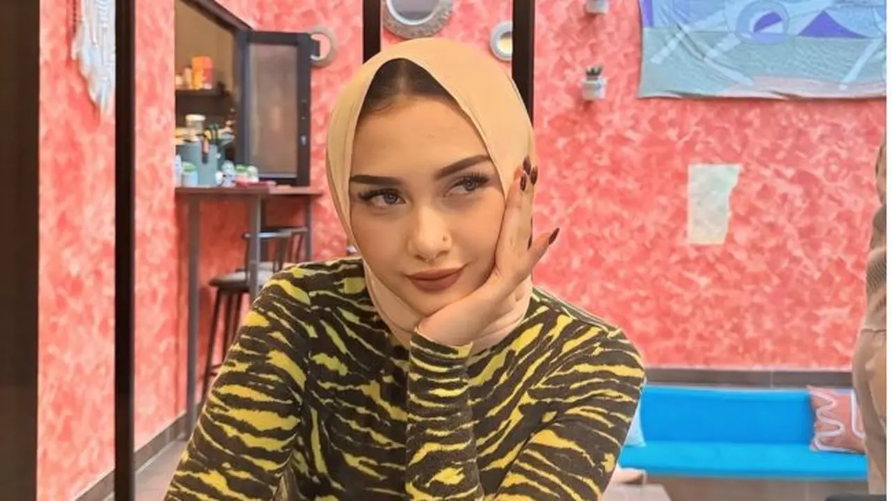 Potret Beby Istri Onad saat Pakai Hijab Ini Banjir Pujian (credit: instagram/bebyleonardo)