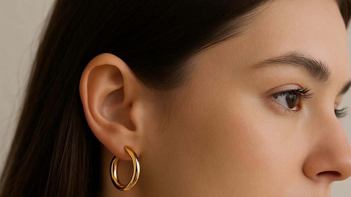 8 Model Anting Xuping Bulat yang Bisa Ubah Penampilanmu Seketika, Desain-Desain Ini Bikin Percaya Diri