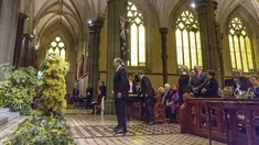 Kamis (7/8/14), Australia menggelar hari berkabung nasional untuk mengenang korban tewas MH17 di Ukraina. (REUTERS/Mark Dadswell)