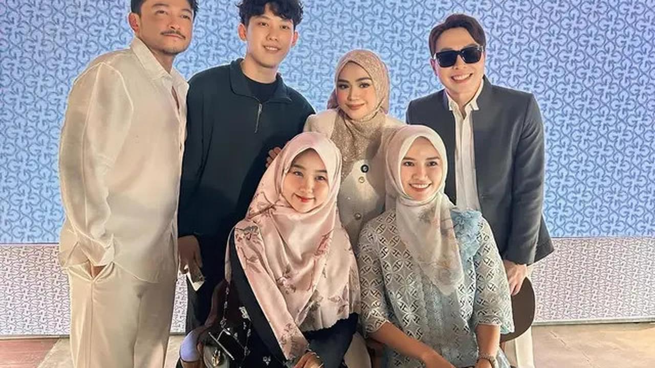 7 Potret Reni Effendi Istri dr Richard Lee Belajar Pakai Hijab