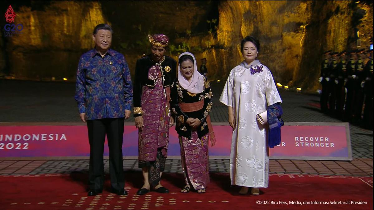 Potret Para Pemimpin Negara Pakai Batik di Welcoming Dinner G20