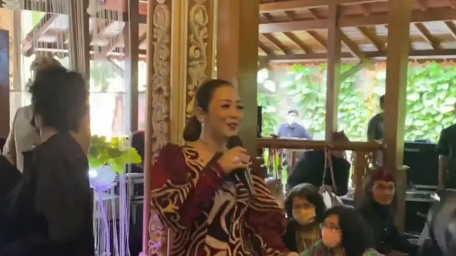 7 Momen Pernikahan Jagad Narendra Anak Bungsu Sujiwo Tejo, Dihadiri Soimah