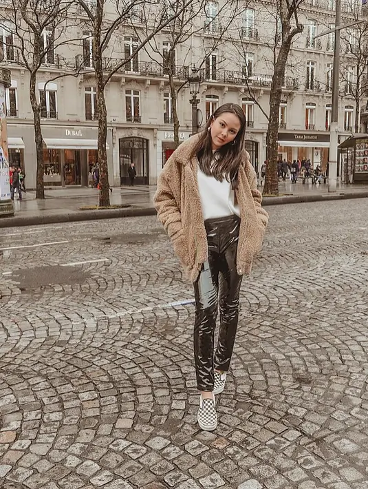 (Instagram/alyssadaguise)