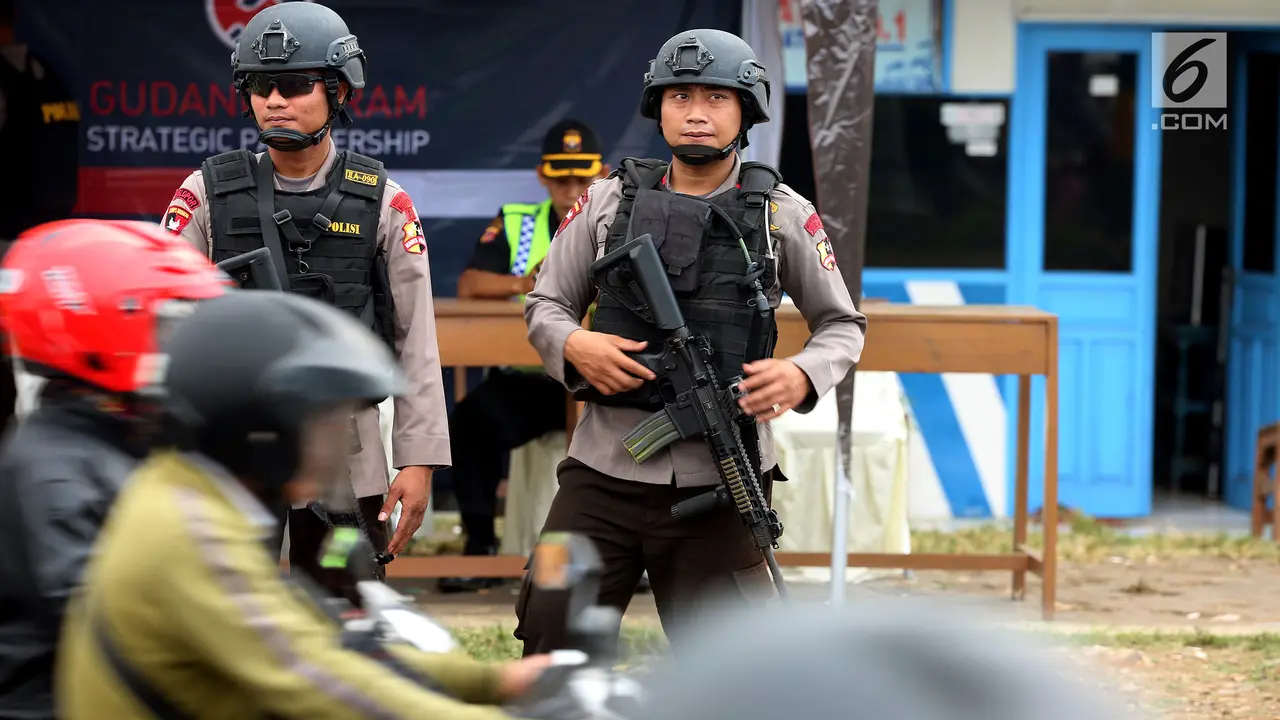 20170622-Polisi Bersenjata Jaga di Jalur Mudik-Tallo
