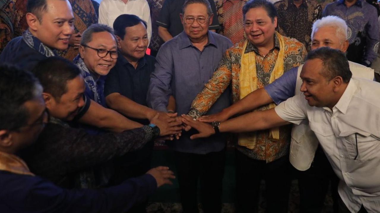 Dia mengatakan, rapat tersebut akan dihadiri seluruh sekjen partai yang telah mendukung pencapresan Prabowo Subianto.