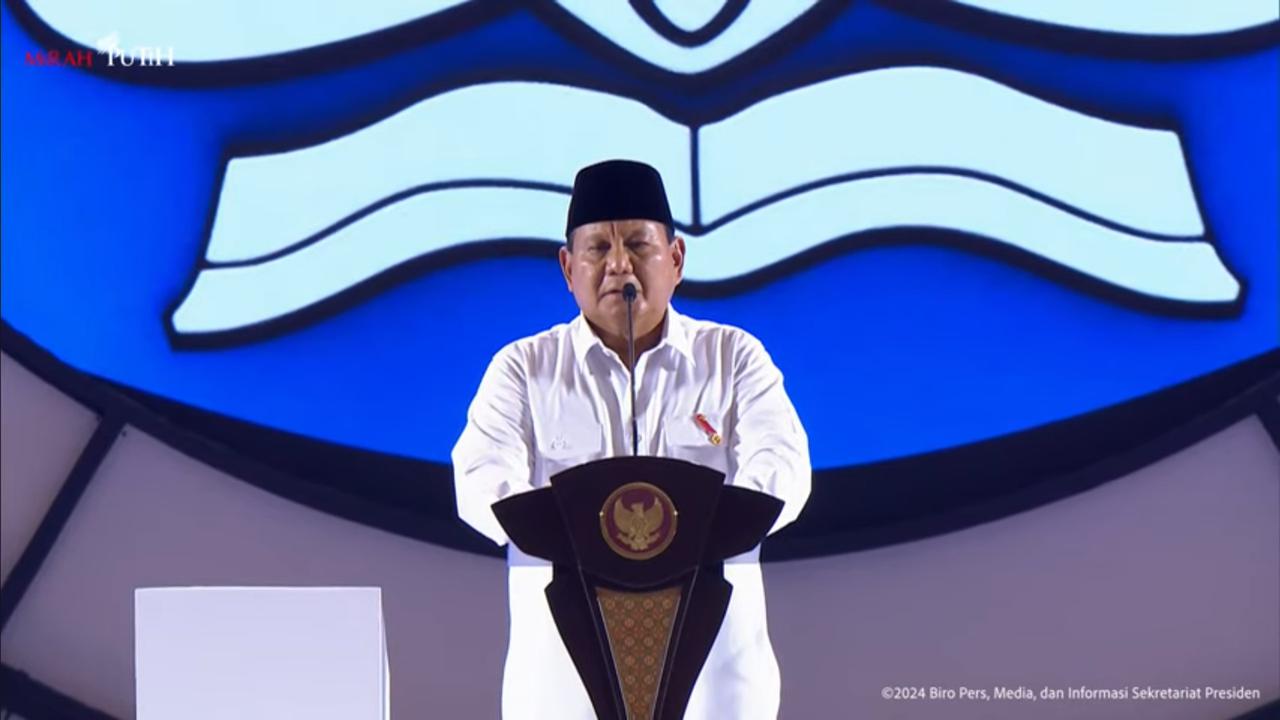 Prabowo Menghadiri Peringatan Hari Guru Nasional 2024