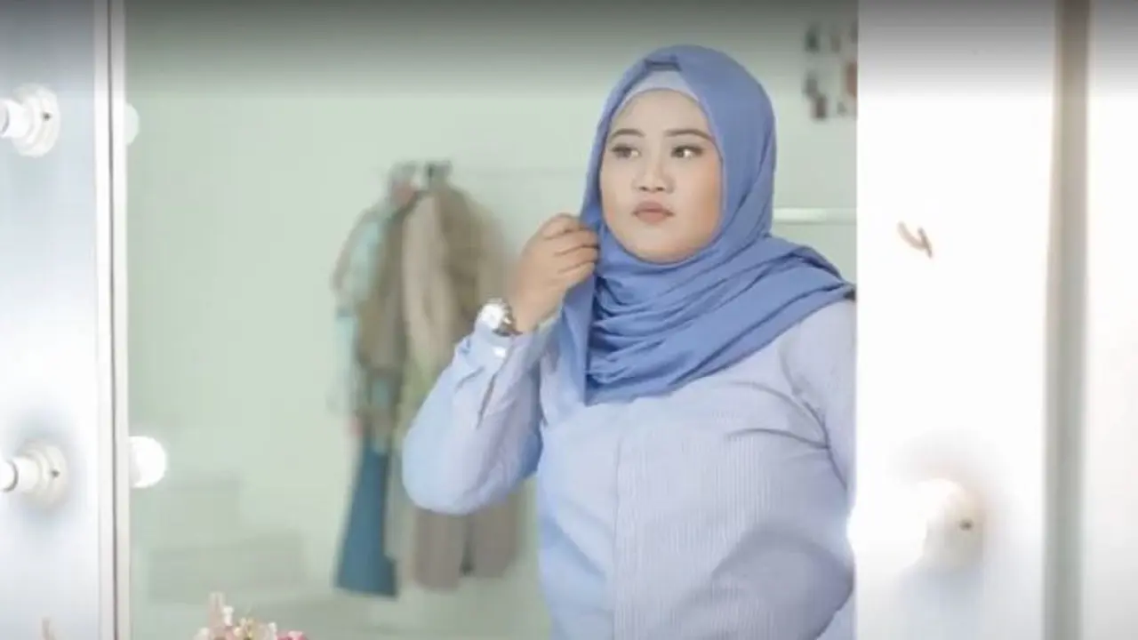 Tutorial hijab untuk wajah bulat