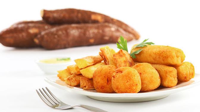Mengolah Bahan Makanan Dalam Cairan Yang Sudah Mendidih  