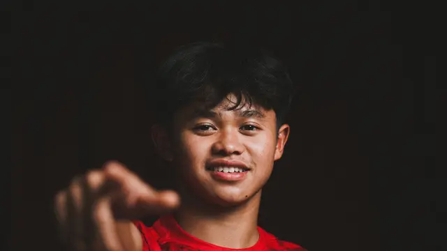Fandi Ahmad Muzaki resmi diperkenalkan sebagai pemain anyar Persis Solo