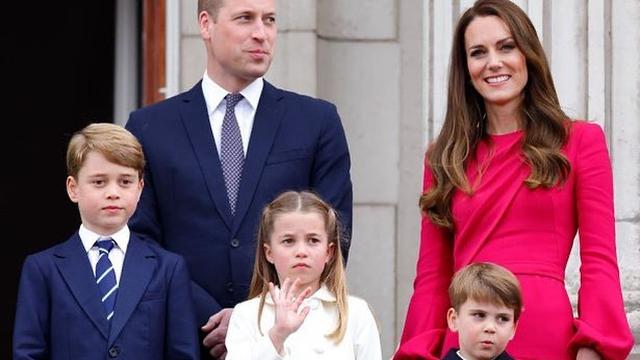 8 Potret Outfit Kate Middleton yang Paling Dicari dan Paling Menarik Versi Google