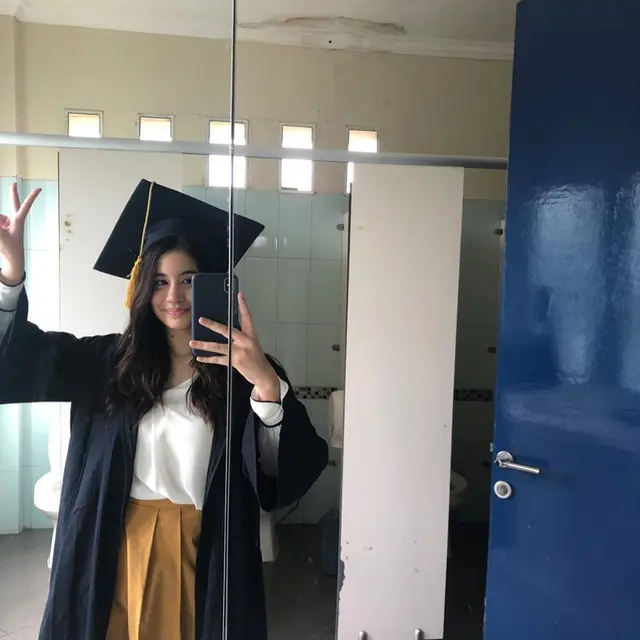 Jarang Tersorot, Ini 5 Potret Arla Ailani Putri Bucek Depp dan Unique Priscilla