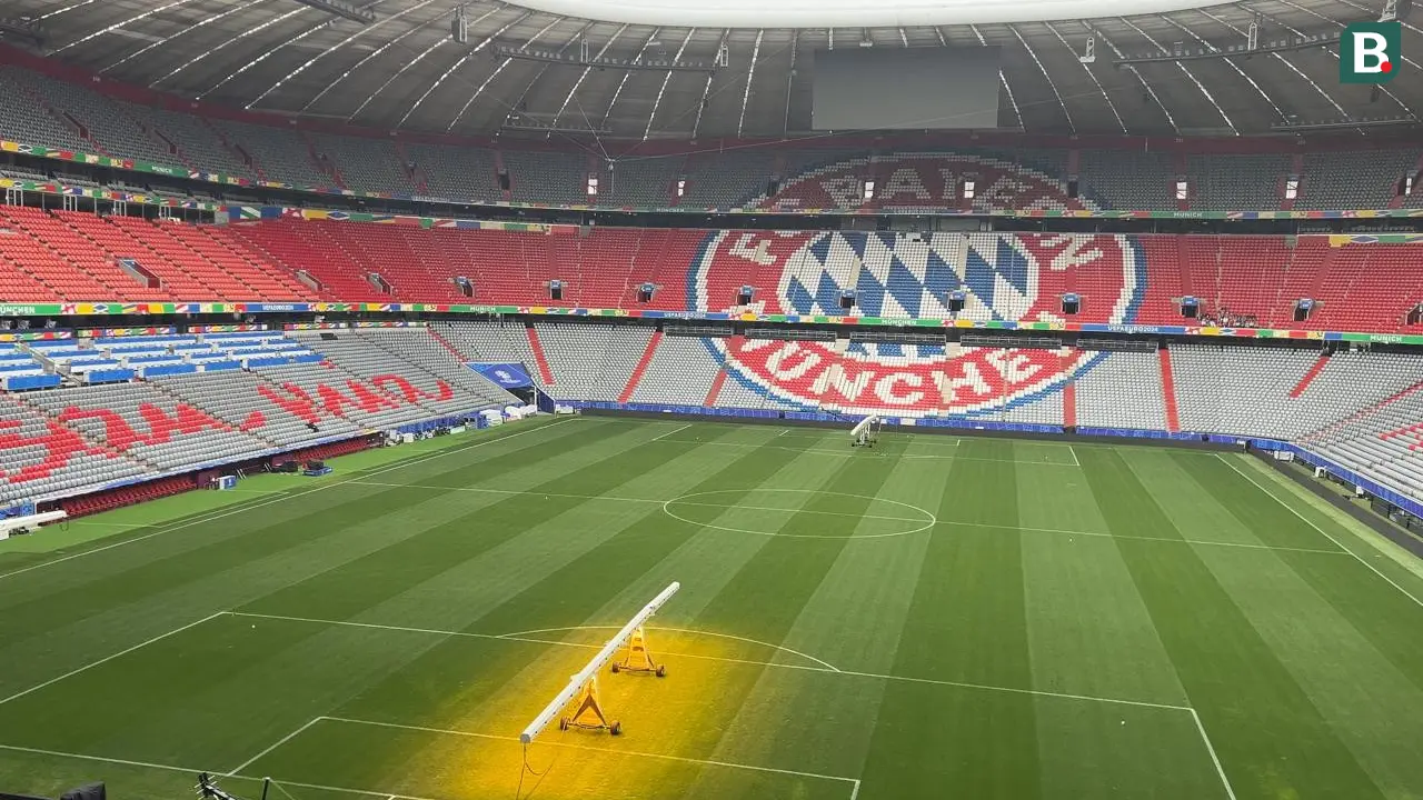 Lampu untuk menyinari rumput Fussball Arena, Munchen