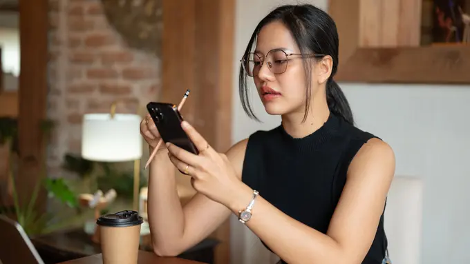 wanita september social  ghosting