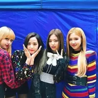 BLACKPINK (Instagram/lisa.blackpink)