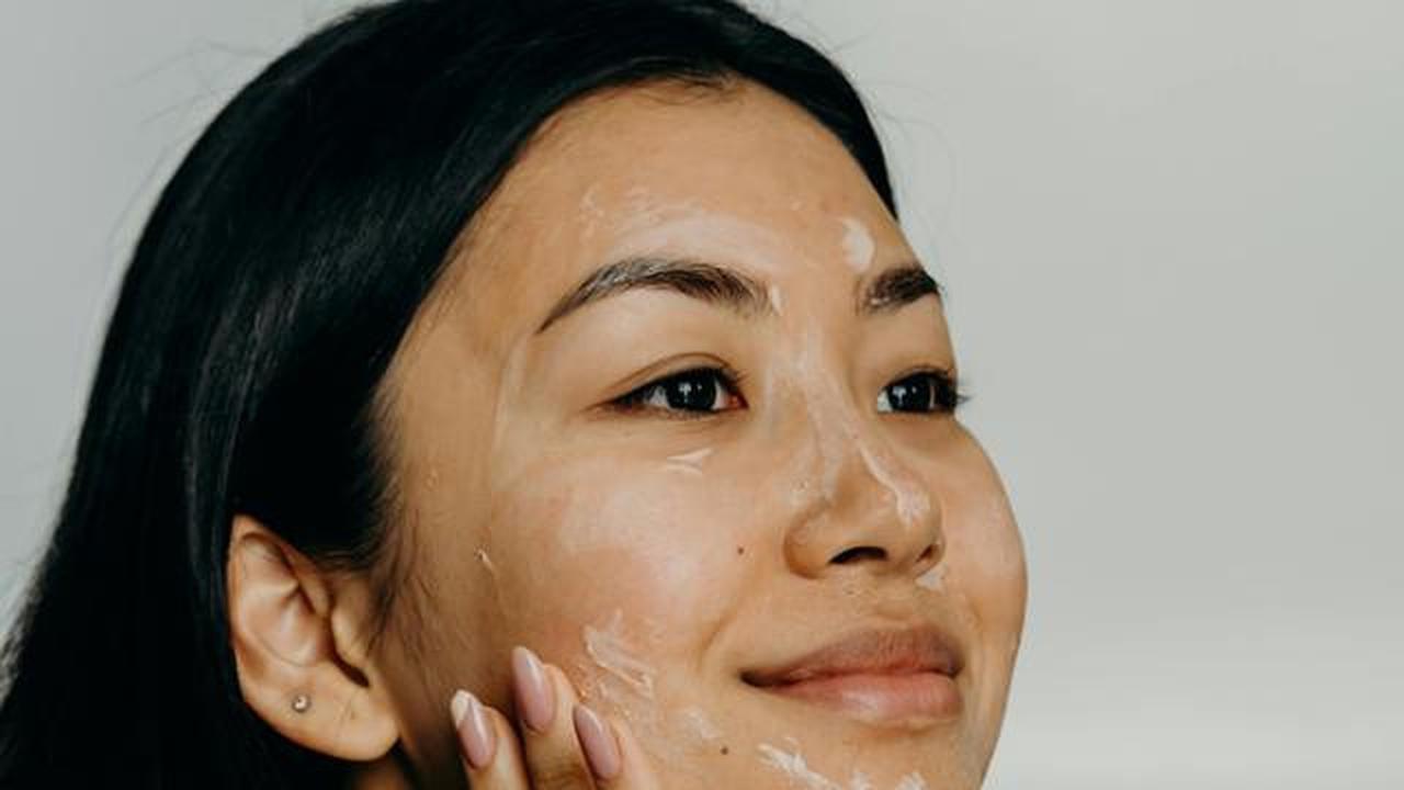 13 Kesalahan dalam Memakai Sunscreen yang Bikin Kulit Tetap Terpapar UV