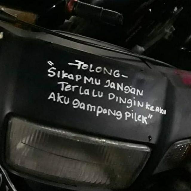 6 Tulisan Lucu di Kendaraan Ini Bikin Ketawa, Kocak Banget