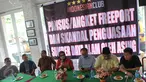 Suasana dialog Pansus Freeport dan Skandal Penguasaan SDA oleh Asing di kawasan Tebet, Jakarta, Minggu (20/12/2015). Keberadaan Pansus Freeport dibutuhkan untuk membongkar kebobrokan kontrak karya Freeport. (Liputan6.com/Faisal R Syam)