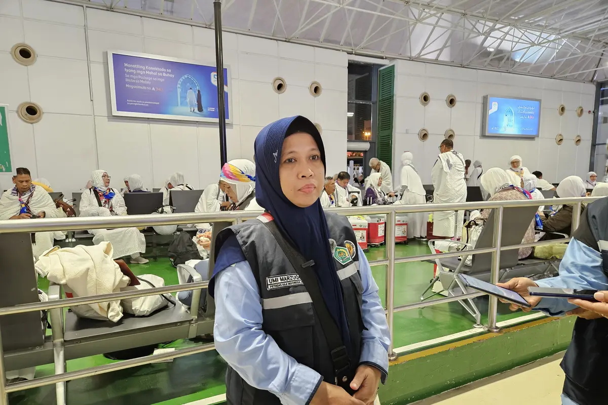 Ketika Petugas Binmas Konghucu Jabat Ketua Kloter Perempuan Pertama dari Kalimantan Barat