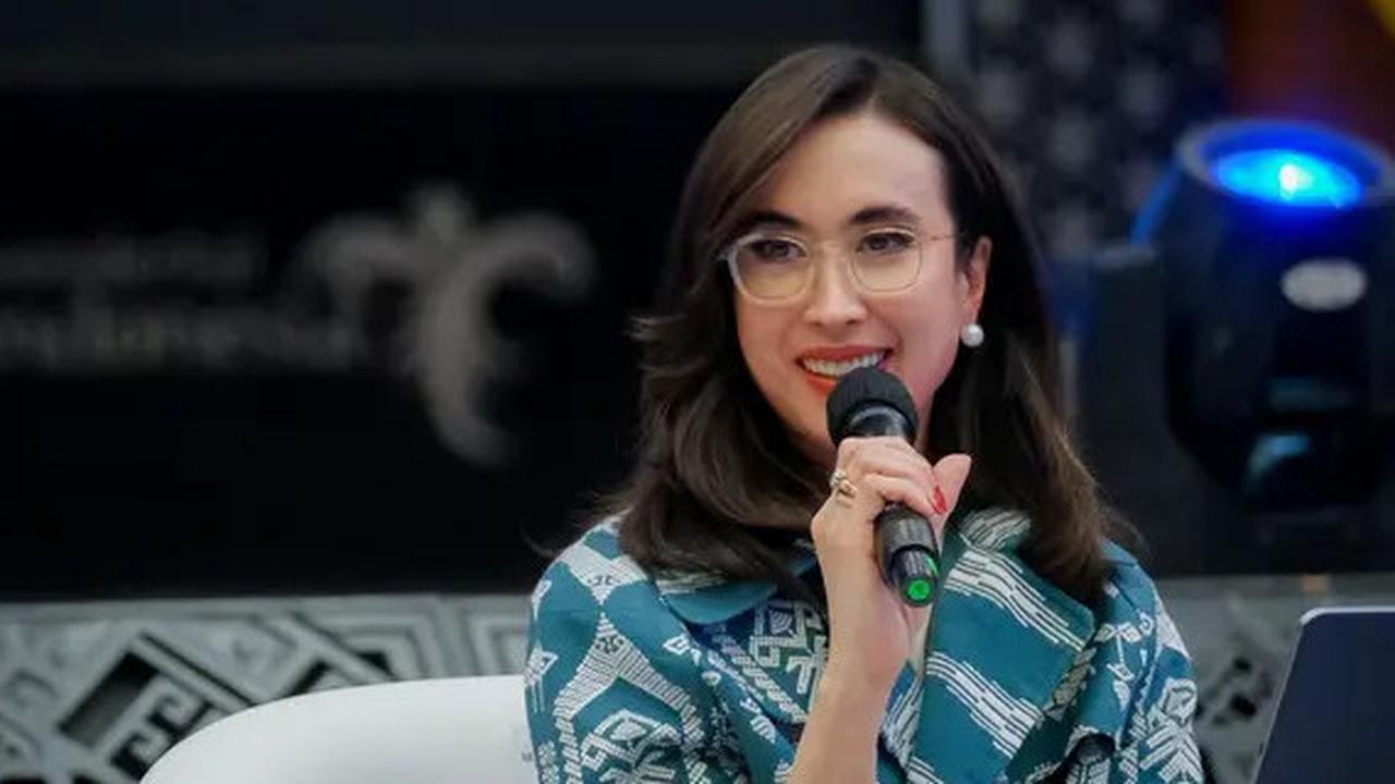 Intip Koleksi Mobil Mewah Widi Wardhana, Menteri Cantik Terkaya Kabinet Prabowo Lahir dari Keluarga Ningrat Hartanya Rp5,4 Triliun